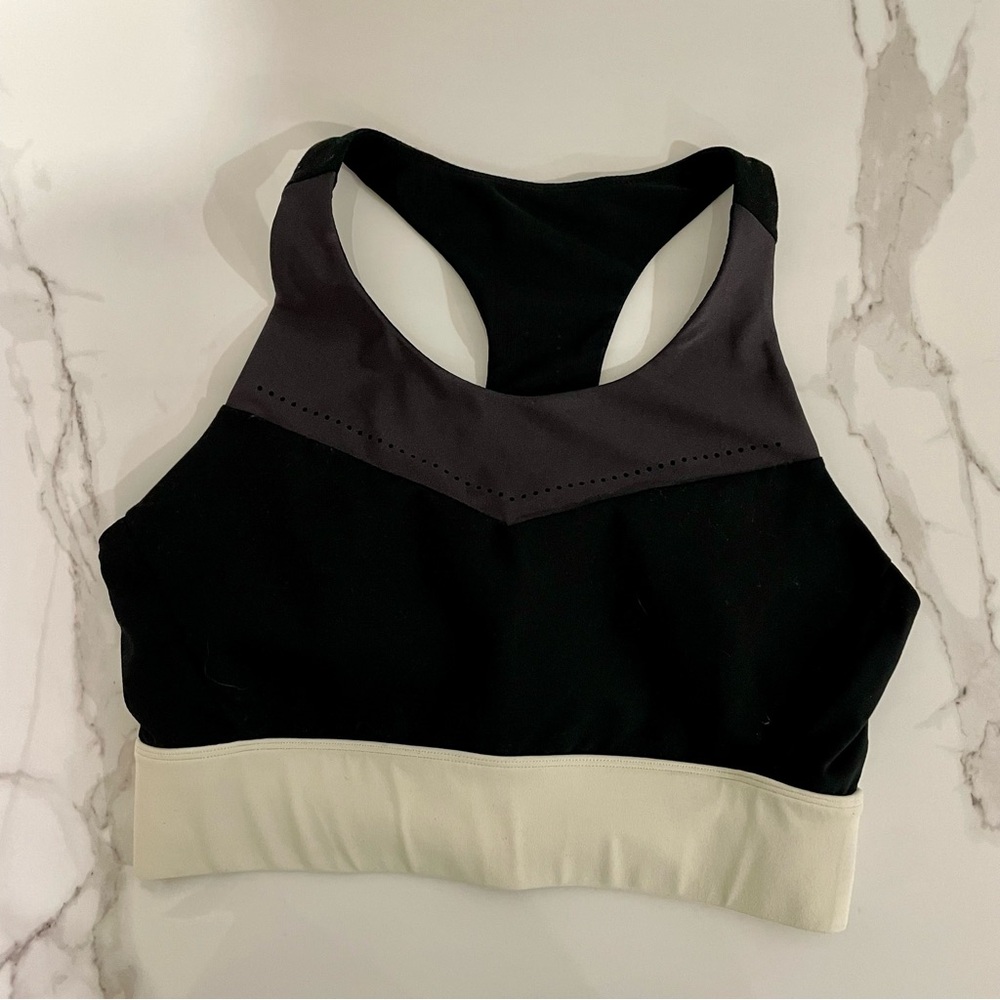 Fabletics sports bra